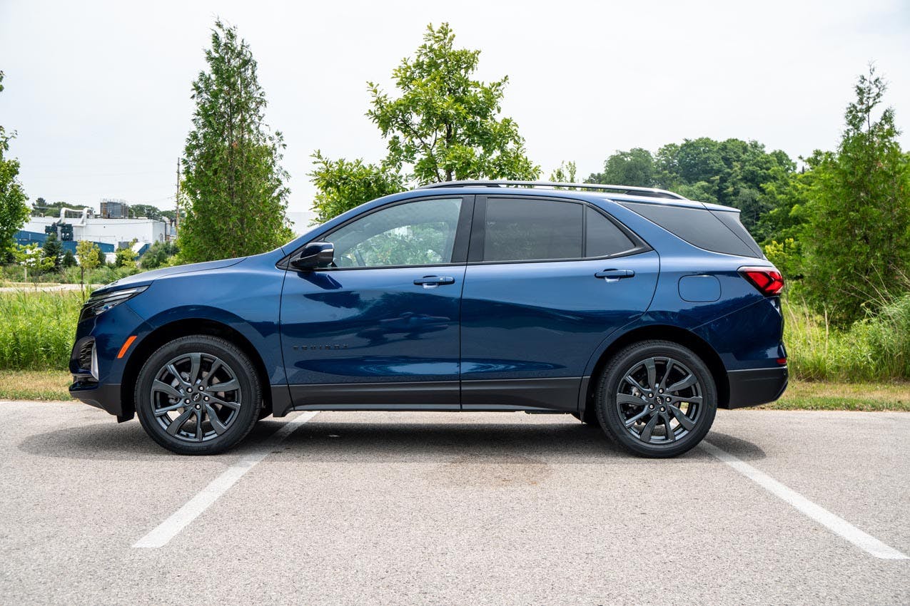 2022 Chevy Equinox RS AWD side profile