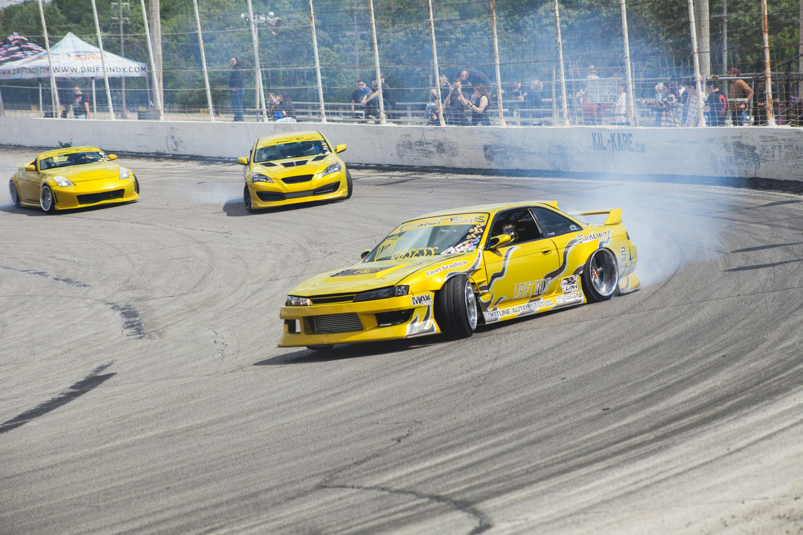 Drift Indy yellow drifters action