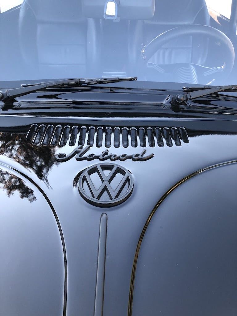 V8 Beetle custom car emblem