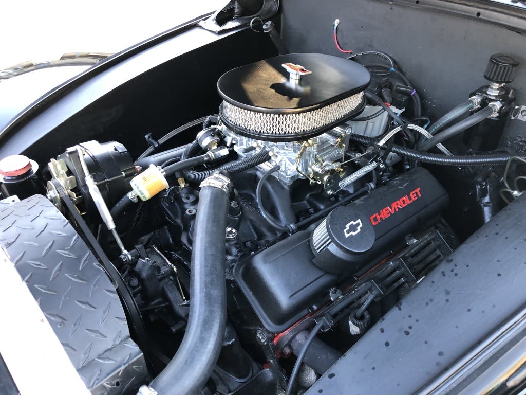 V8 Beetle custom car engine