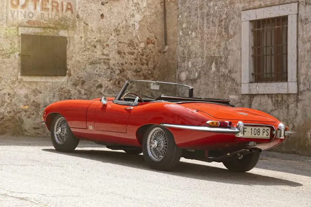 Jaguar-E-type rear three-quarter