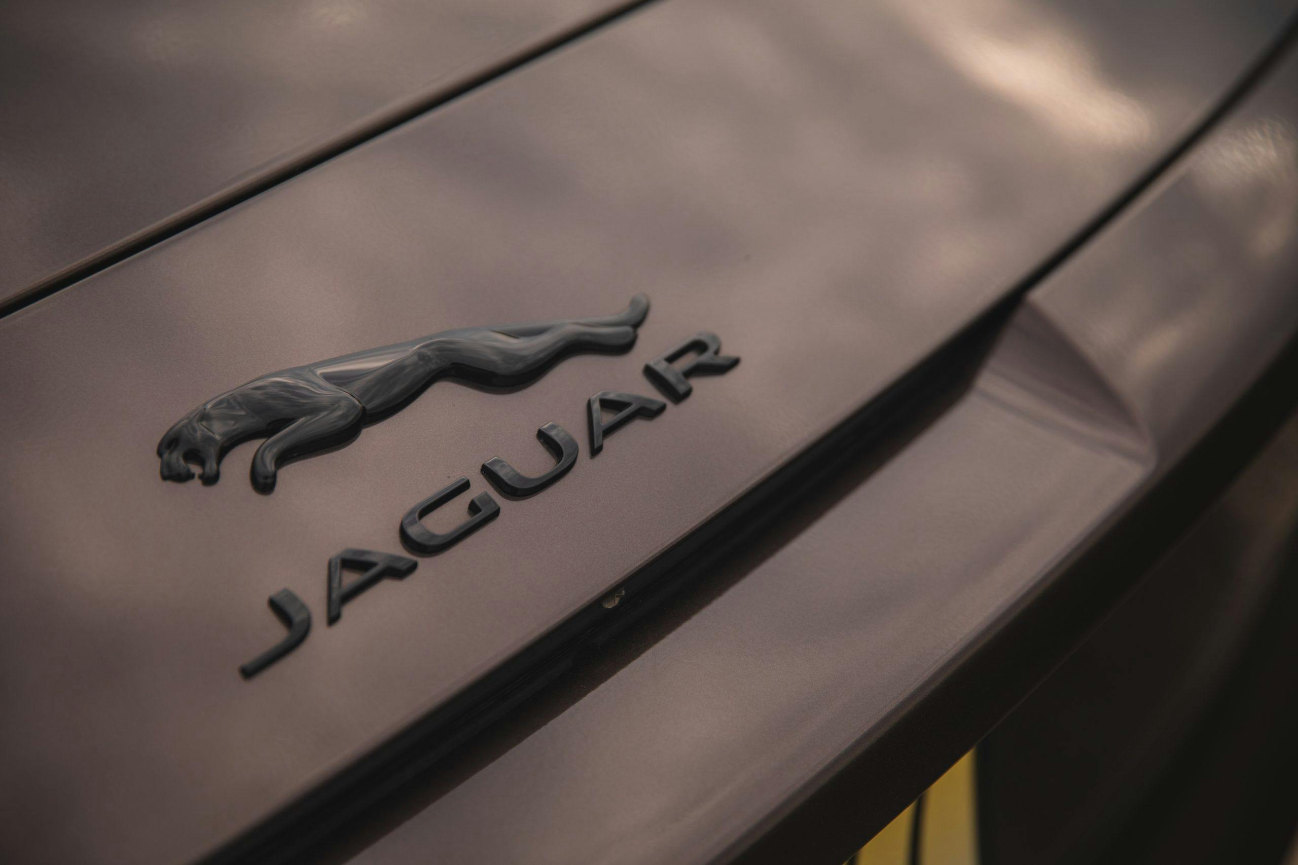 2022 Jaguar F-Type R Convertible logo