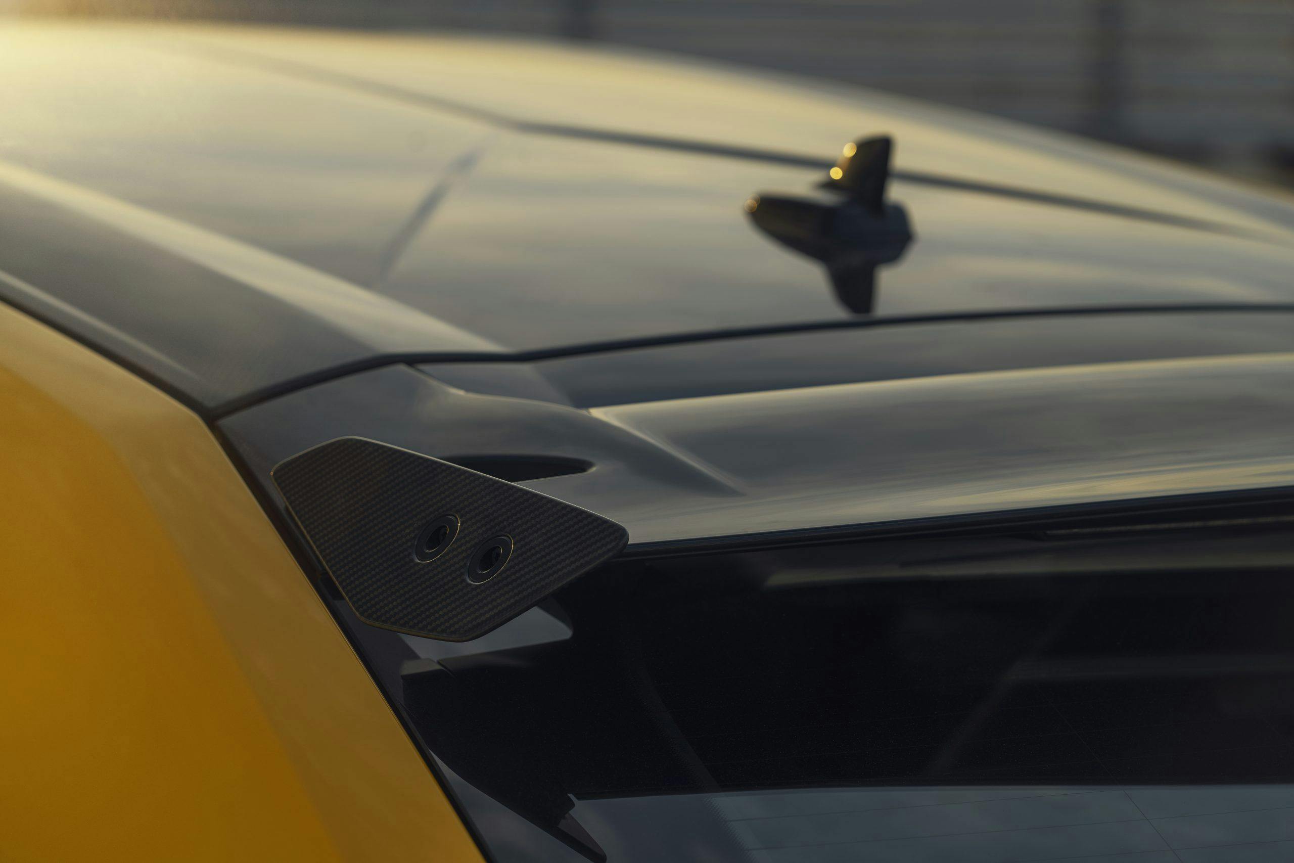 Lamborghini Urus Performante exterior rear wing detail
