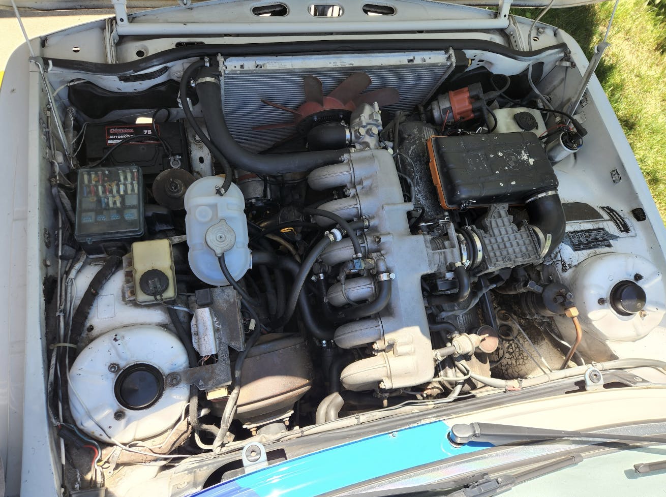 1978 BMW 530i engine bay
