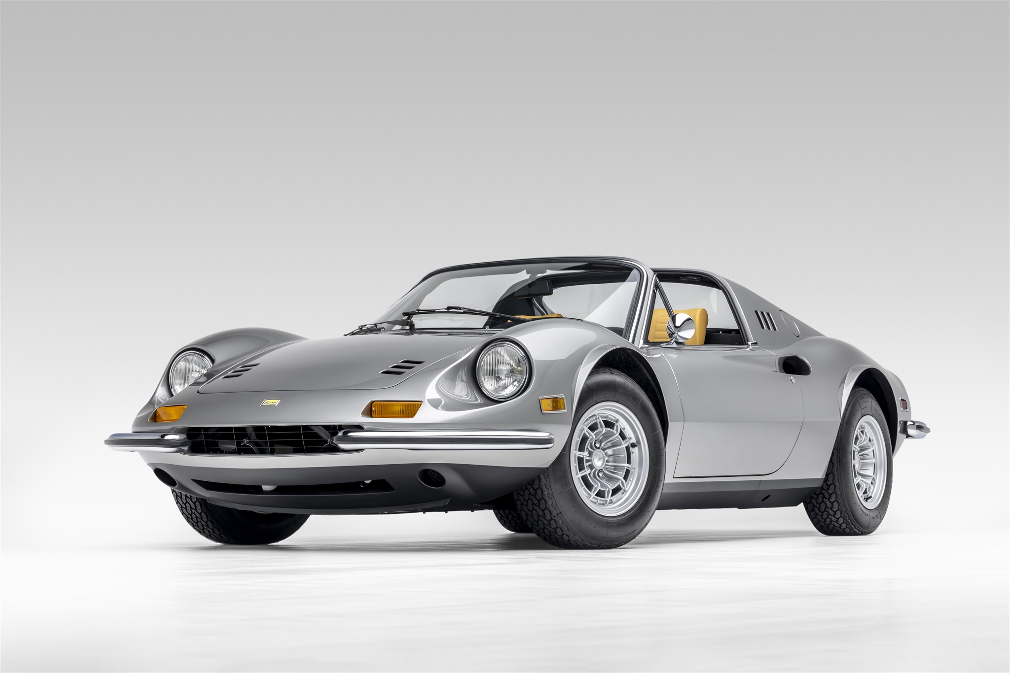 A $858,000 Dino just broke our price guide - Hagerty Media
