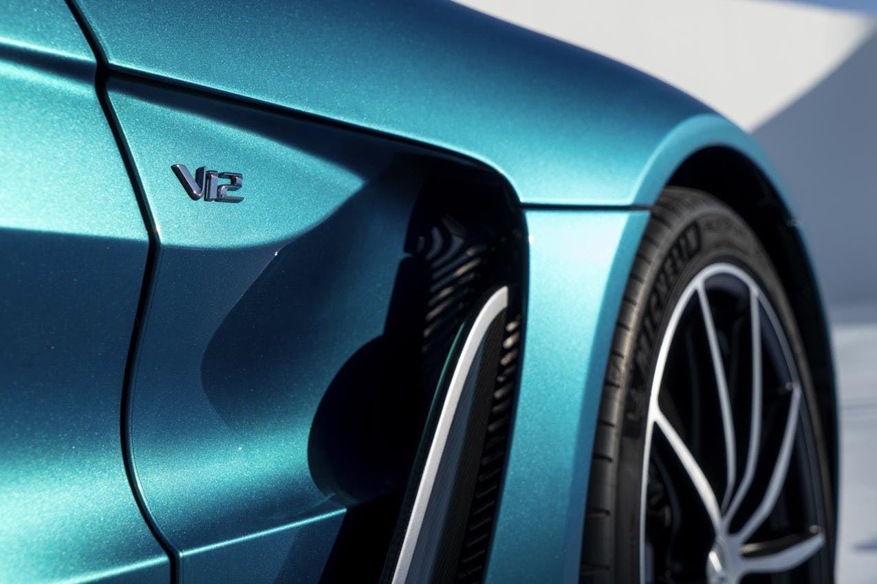 Aston Martin V12 Vantage Roadster exterior side sill and badge details