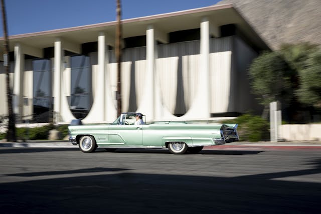 Fin convertible rear three-quarter action