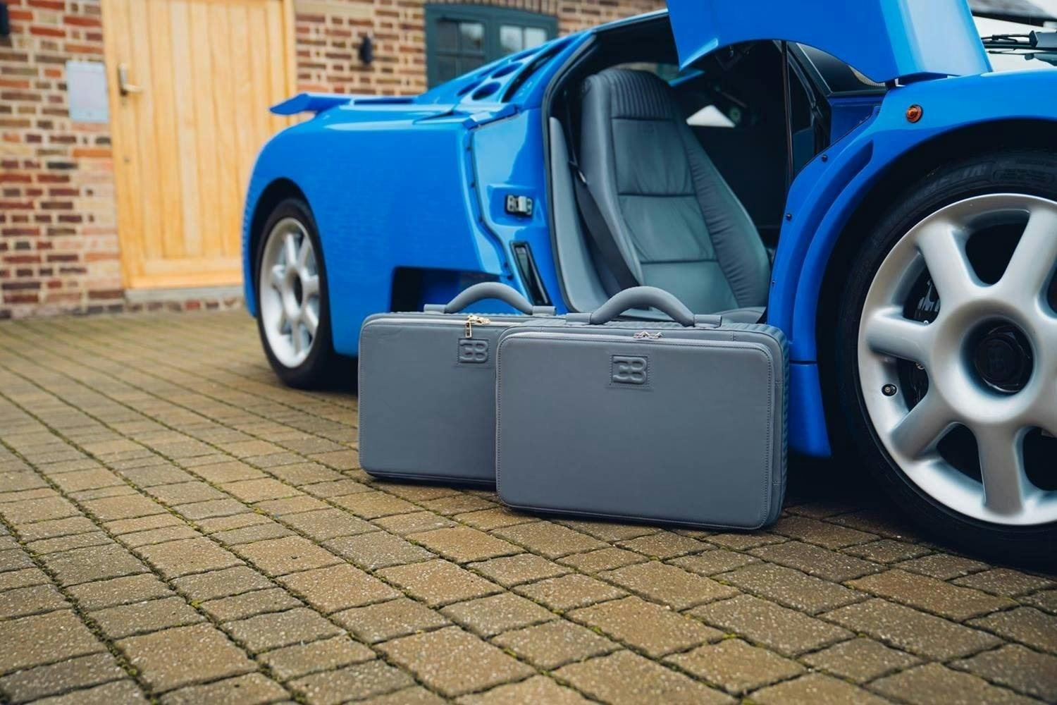 Bugatti EB110 Supersport branded luggage bags