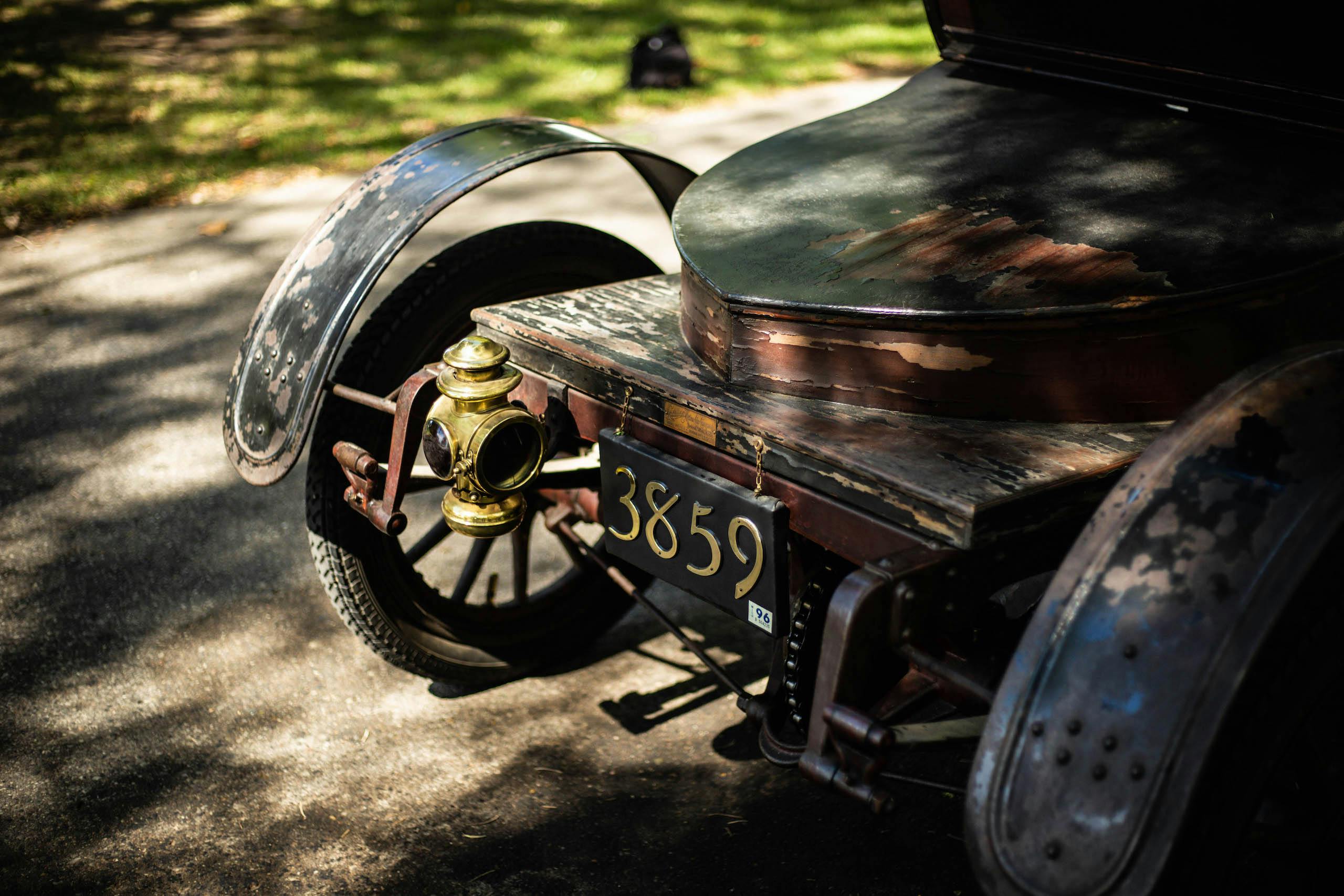 1906 Cadillac runabout rear