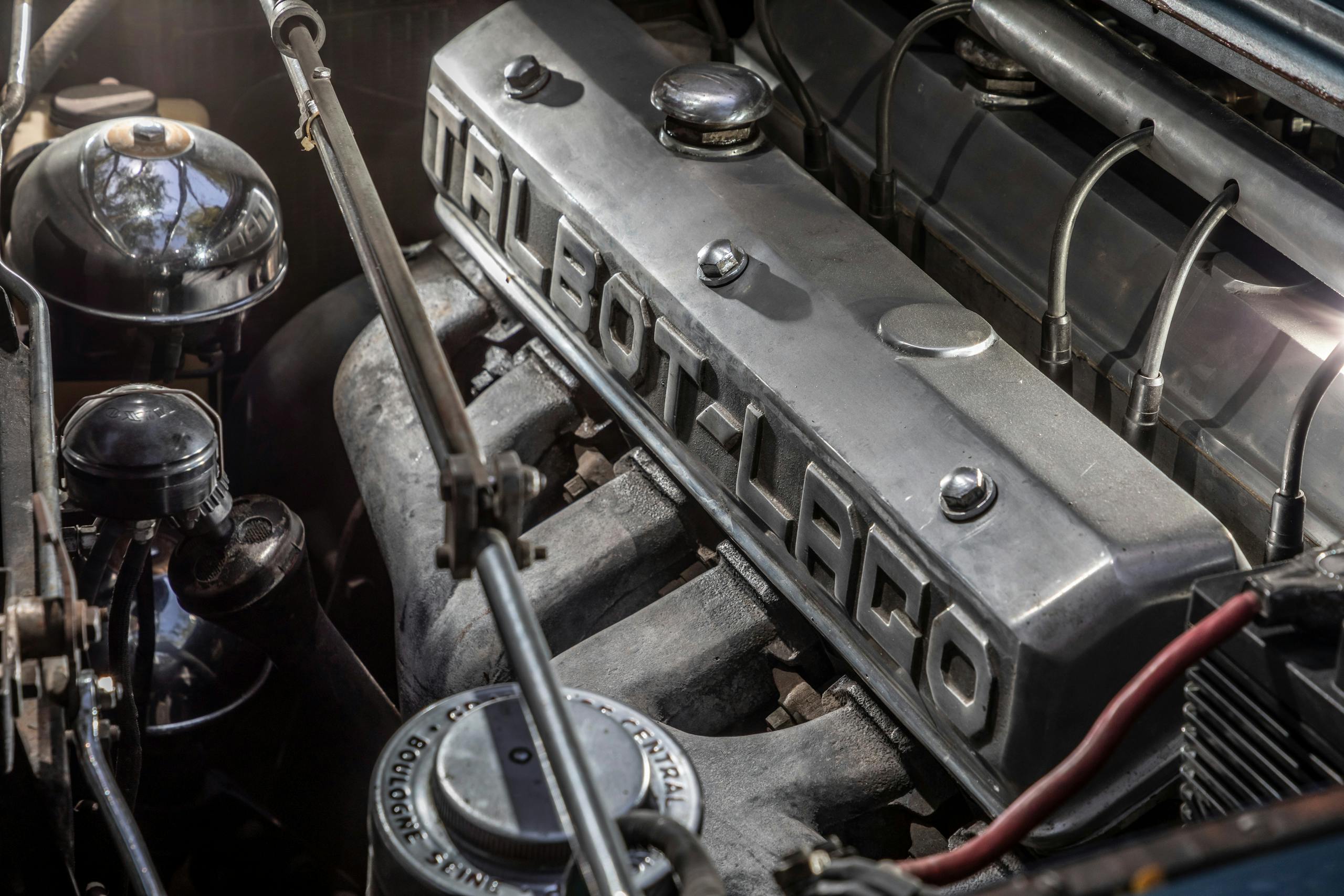 1949 Talbot-Lago T26 Grand Sport engine valve cover