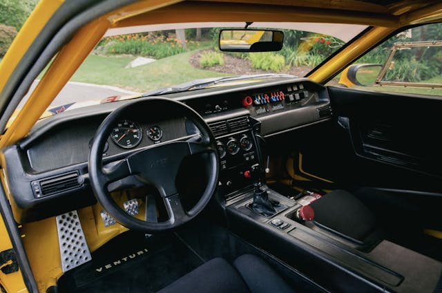 1993 Venturi 400 Trophy interior