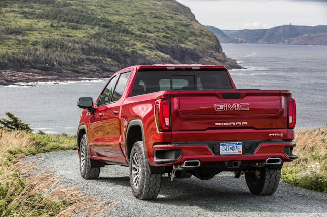 2020 GMC Sierra AT4