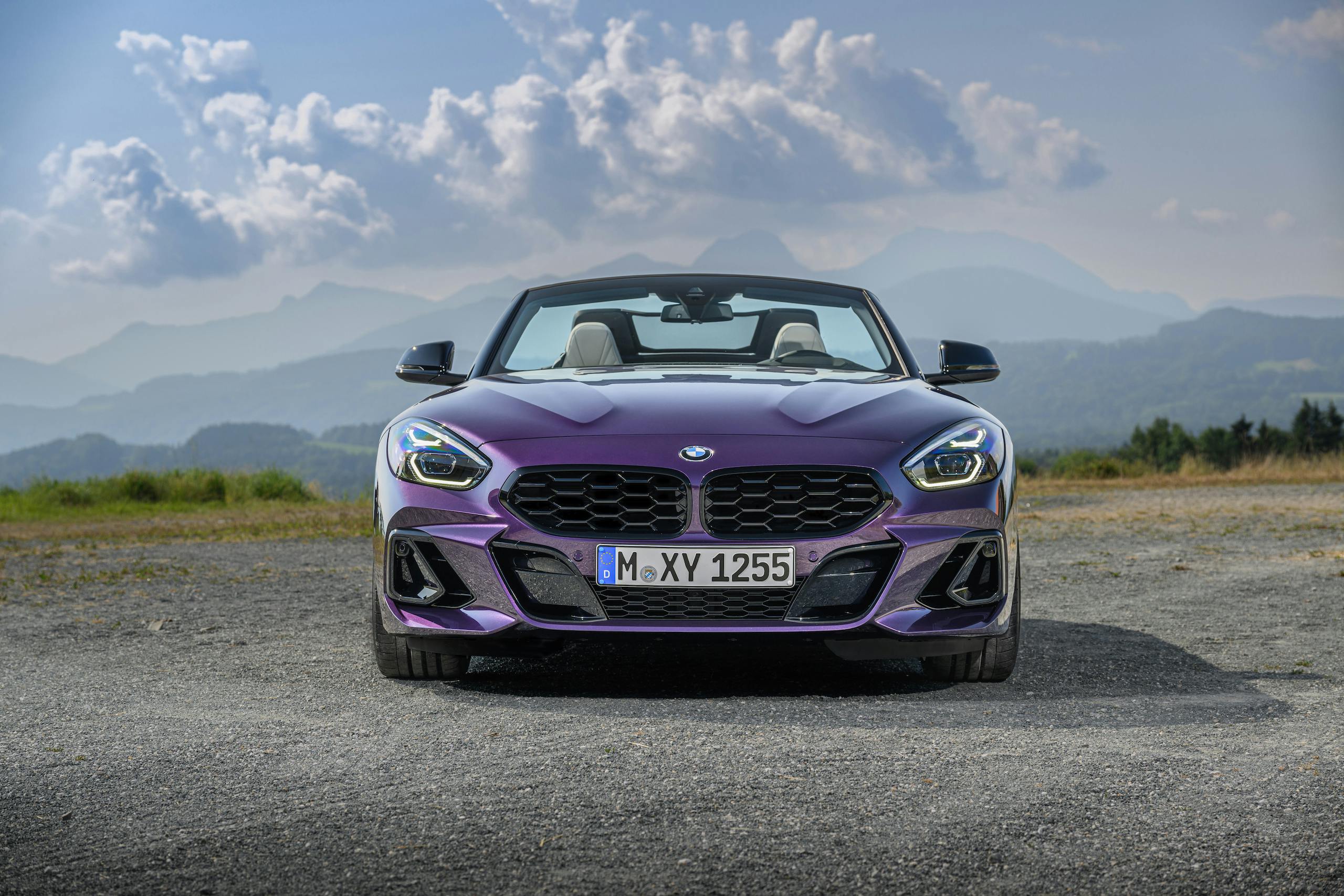 2023 BMW Z4 Roadster front