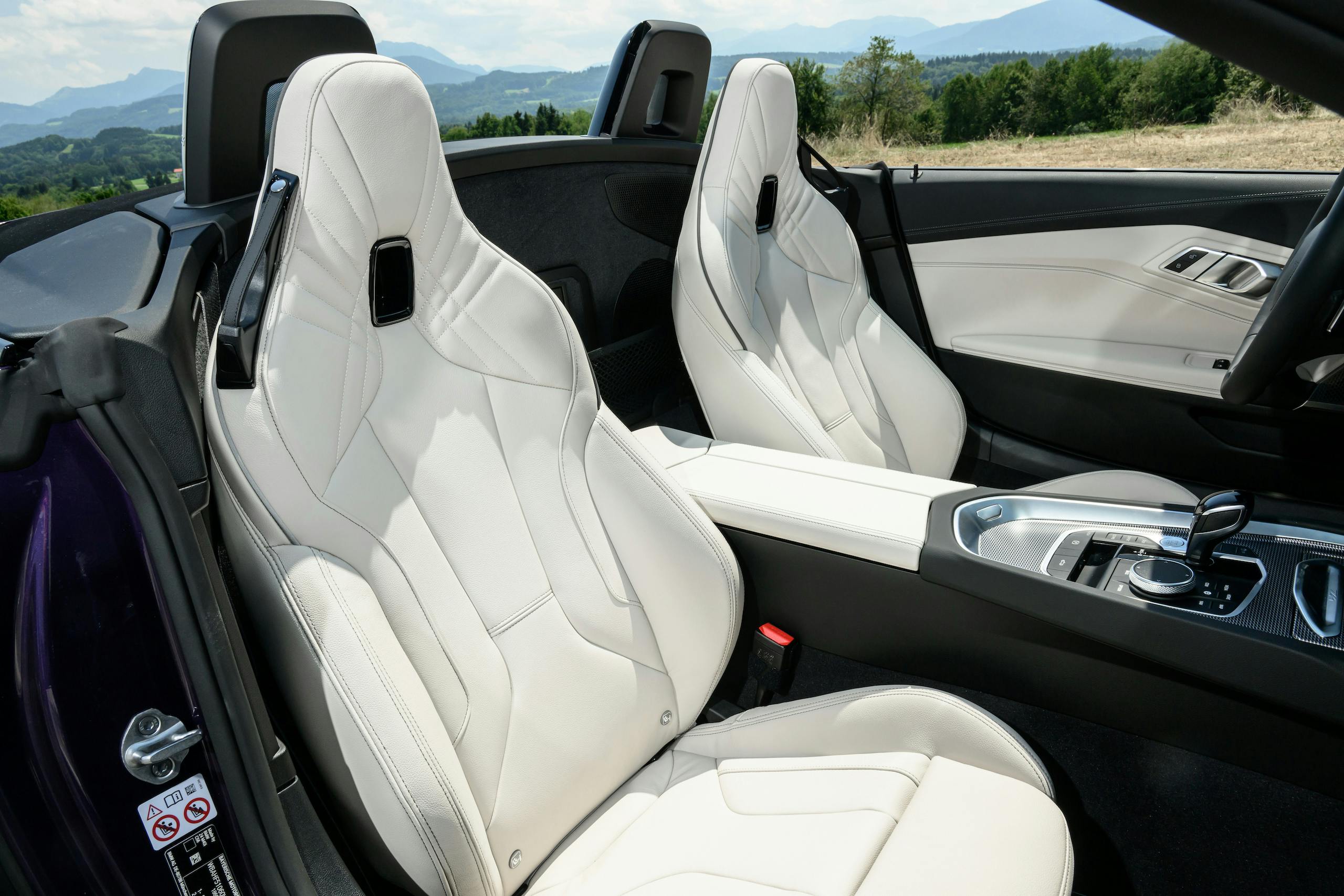 2023 BMW Z4 Roadster interior front seats
