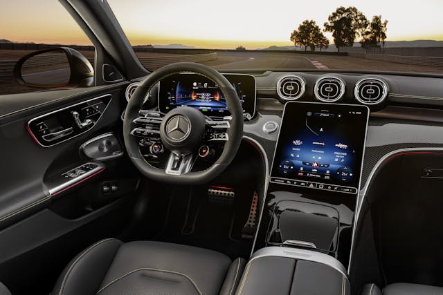 Mercedes-AMG C 63 S E Performance interior