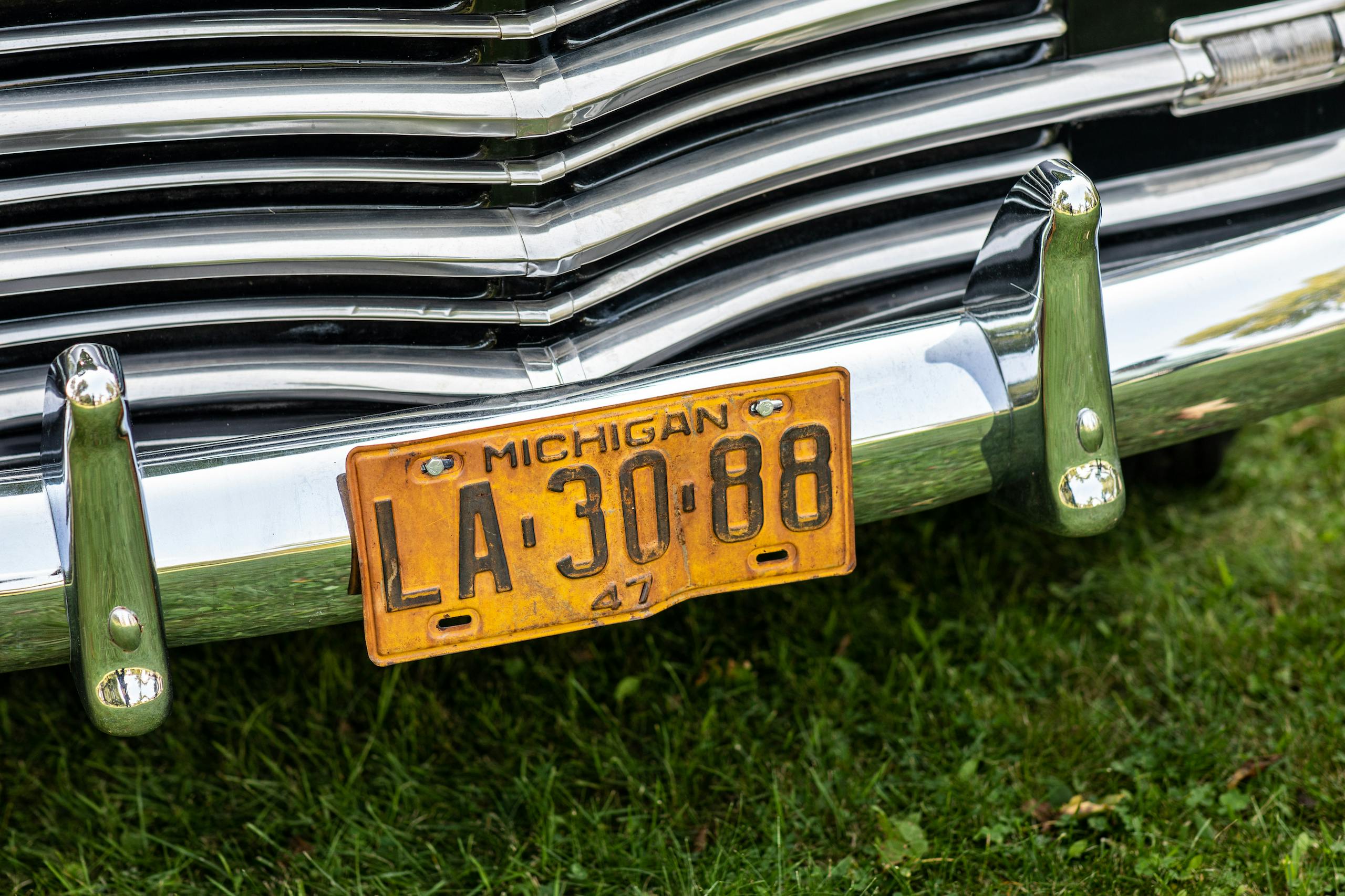 1947 Plymouth front vintage plate