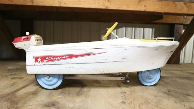 murray skipper pedal boat toy