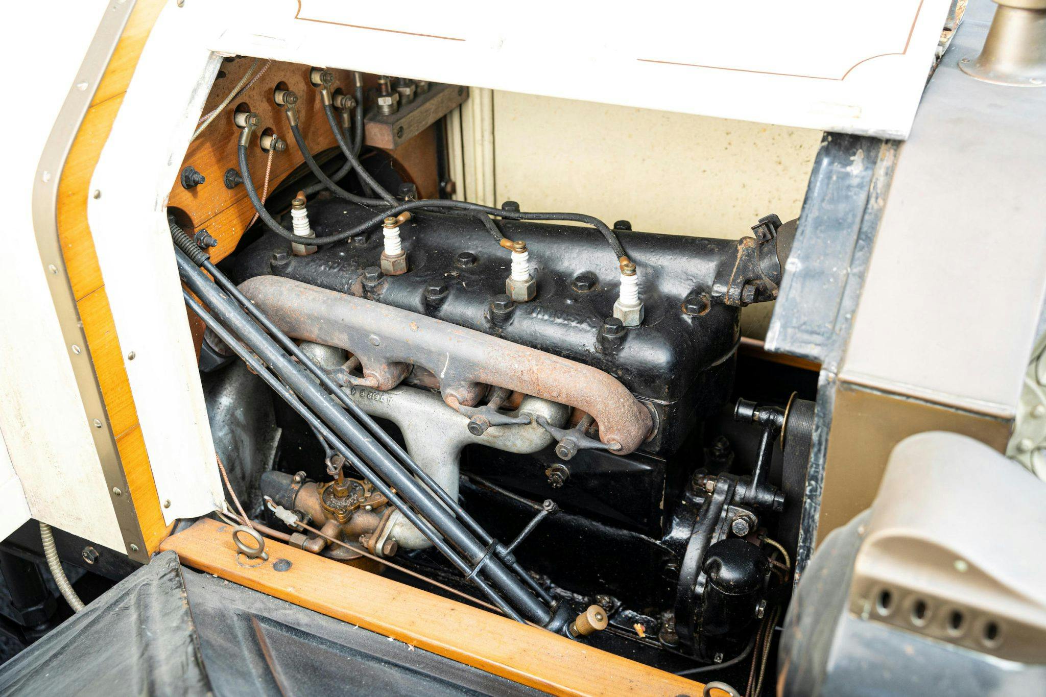 Ford Model T Camper engine