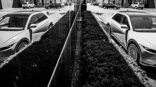 Hyundai Ioniq 5 street reflection black white