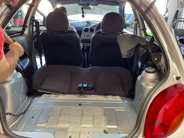 Ford Ka interior rear trunk space strip down