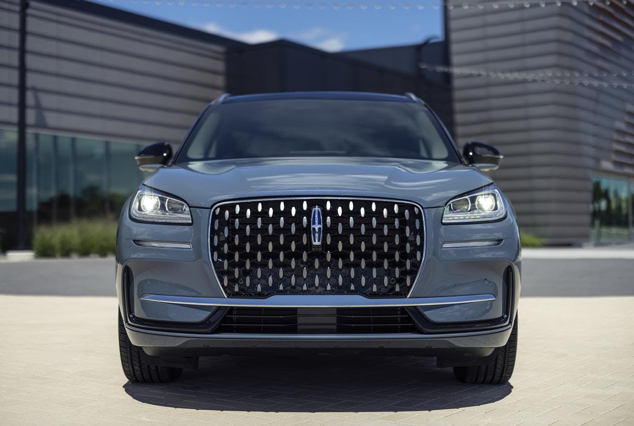 2023 Lincoln Corsair Grand Touring exterior front end