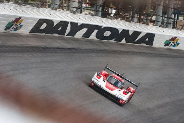 Porsche 963 Daytona front