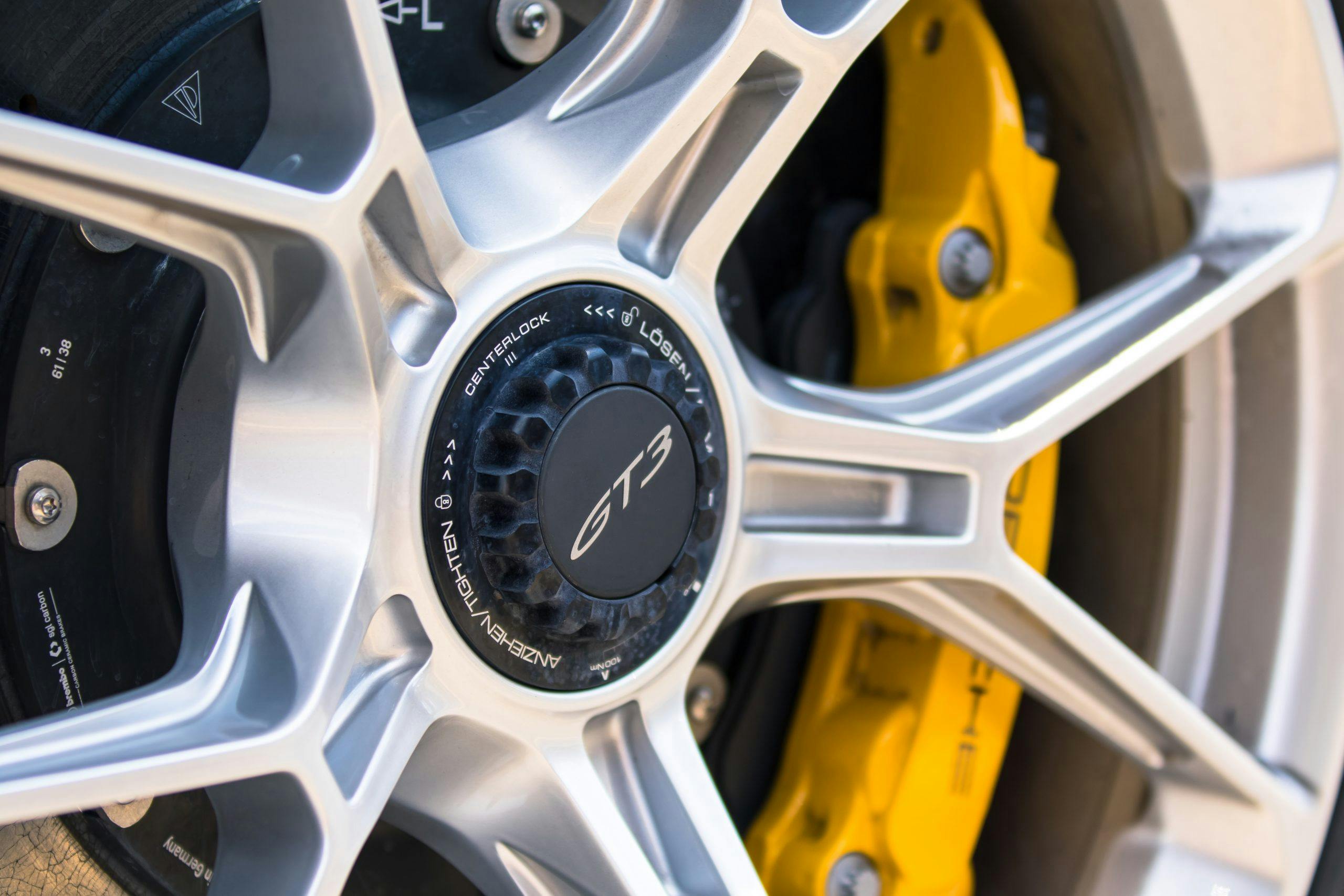 Porsche GT3 wheel hub closeup