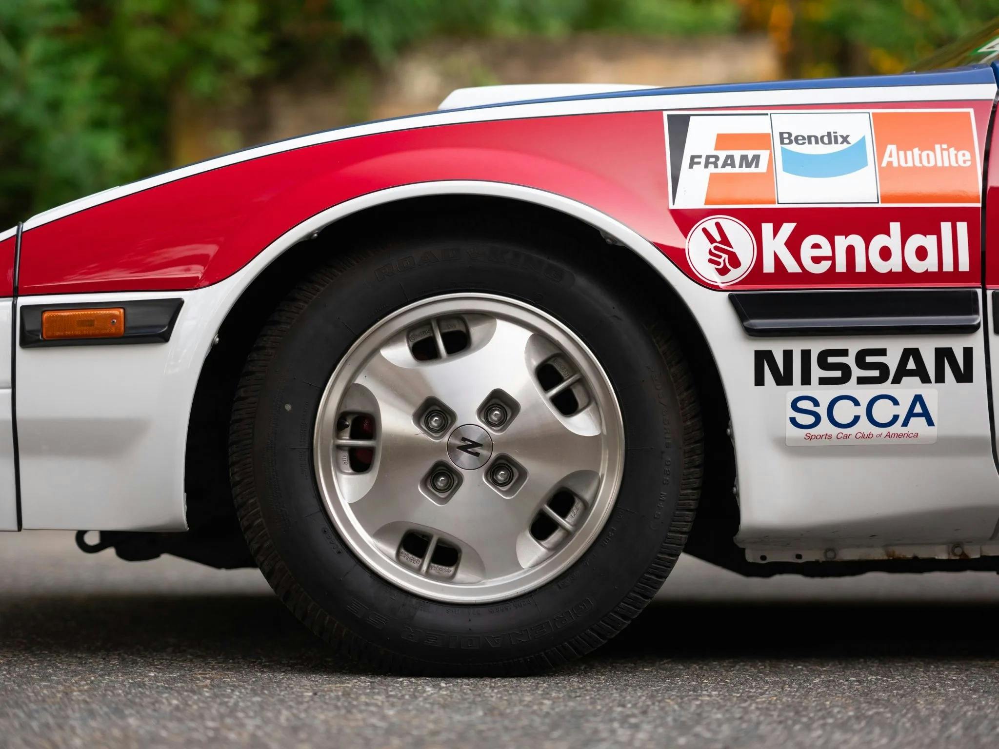 Tom Cruise Nissan 300ZX Turbo wheel tire