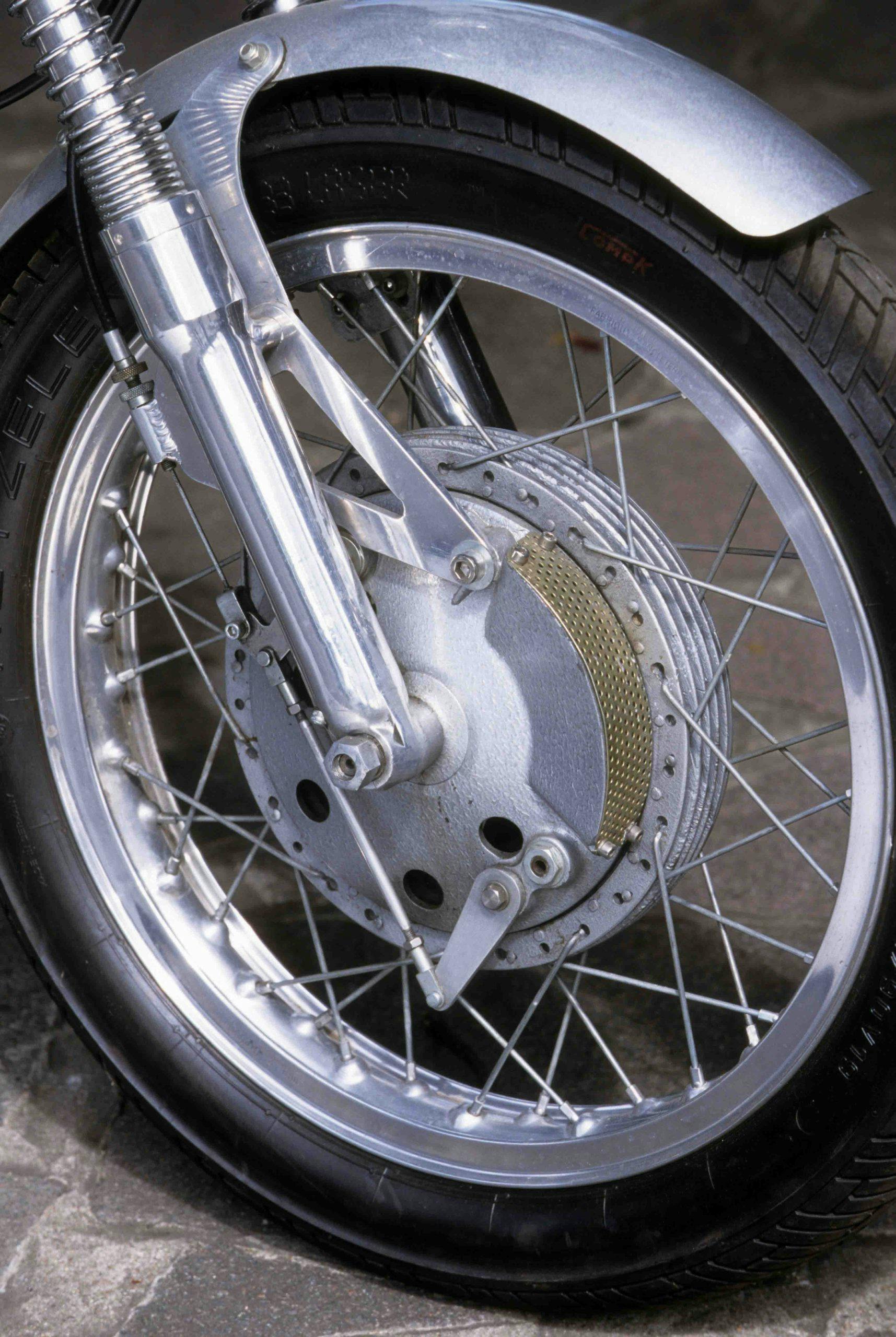 1965 Dresda Triton front wheel vertical
