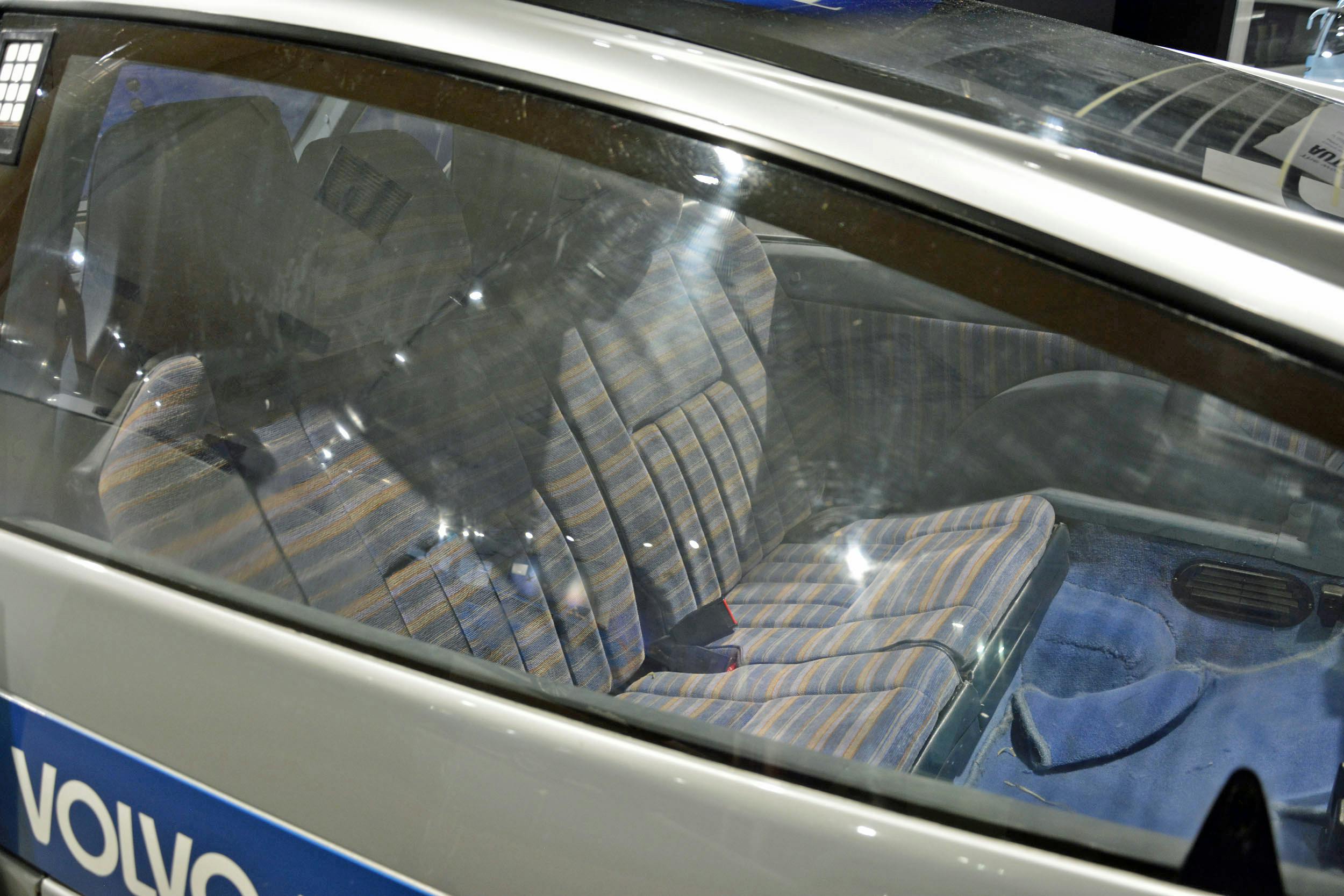 LCP 2000 seats through glass