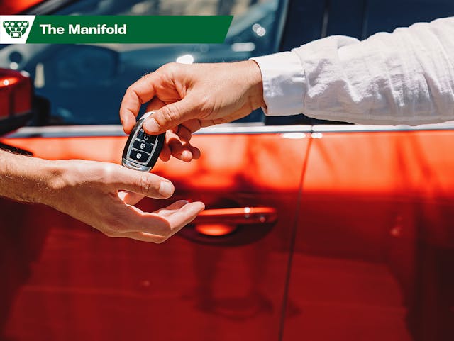 The Manifold  - passing car keys