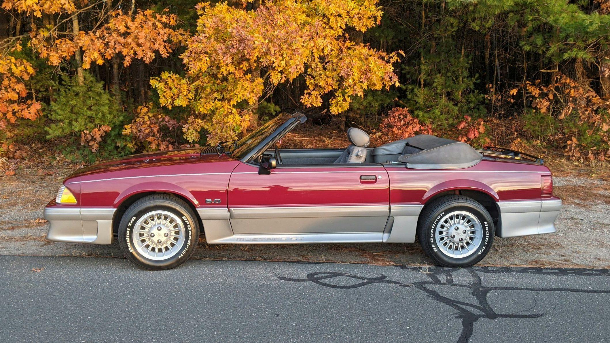 1989 Ford Mustang side view