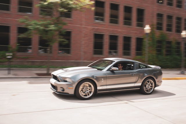2013 Ford Shelby Mustang GT500 front three-quarter
