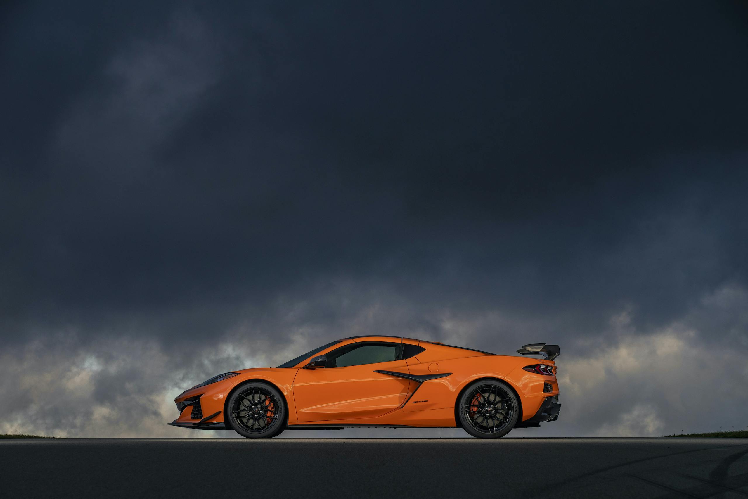 2023 Corvette Z06 side profile orange