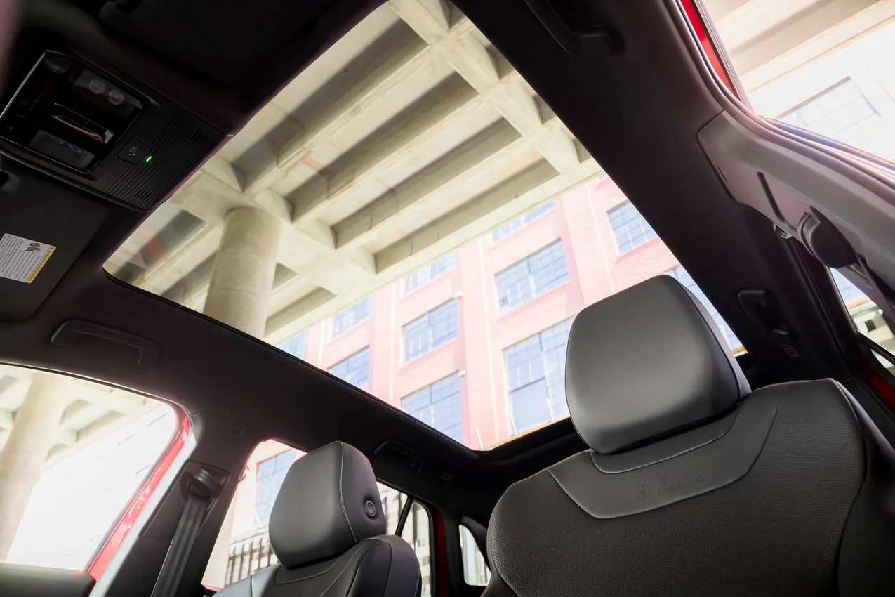 2023 Volkswagen ID.4 interior glass roof