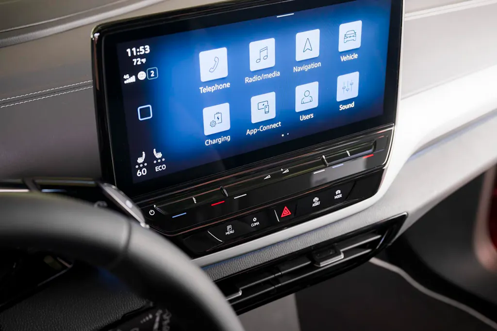 2023 Volkswagen ID.4 interior Cosmic center screen