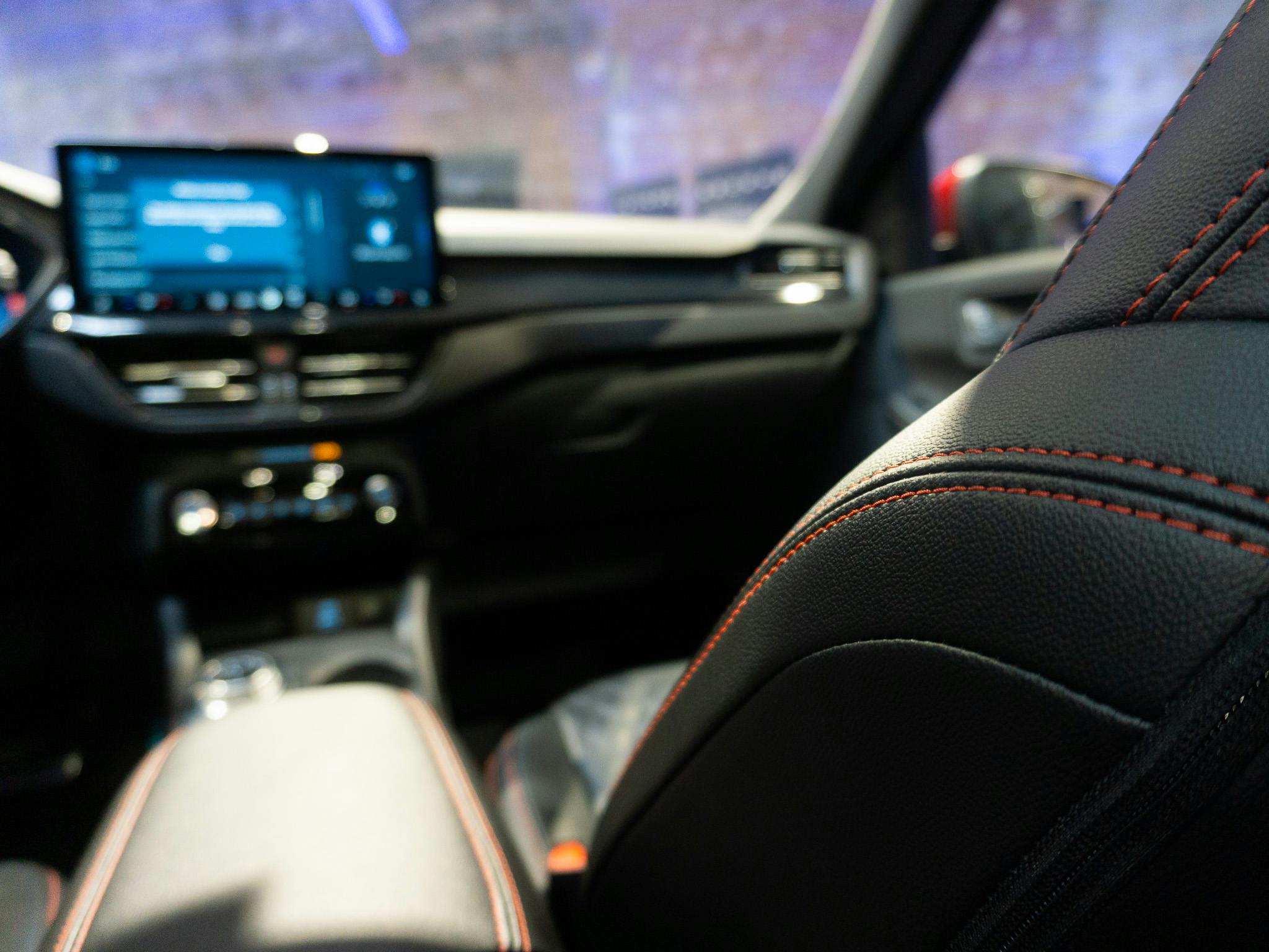 2023 Ford Escape AWD ST-Line Elite interior