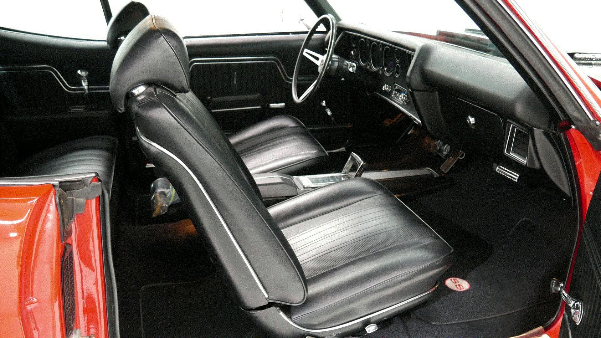 1970 Chevelle SS 454 interior