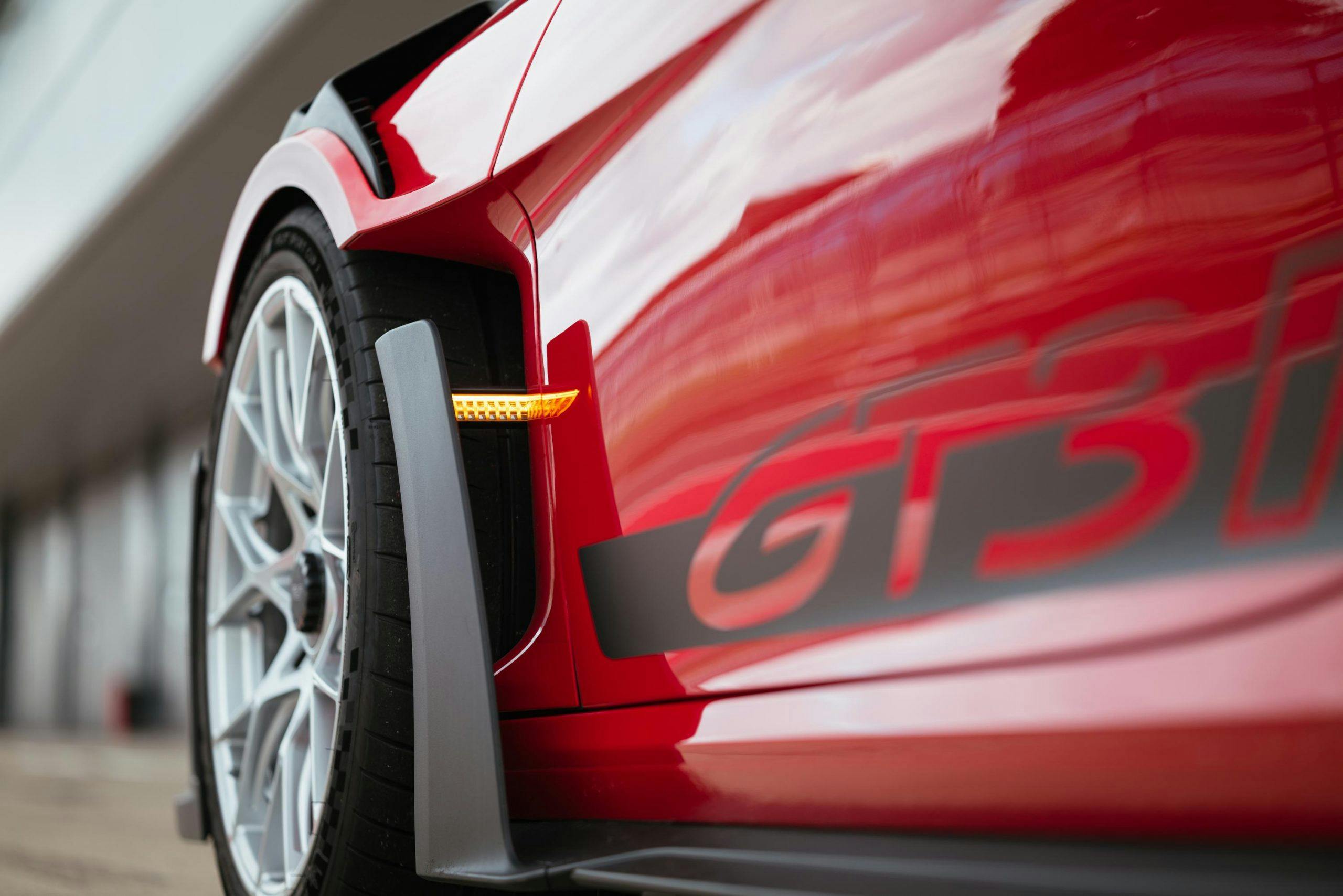 2023 Porsche 911 GT3 RS Guards Red lower wheel aero