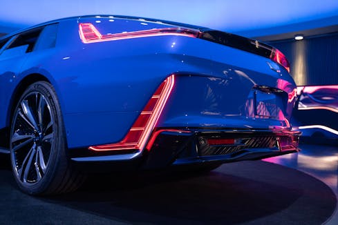 cadillac celestiq reveal rear