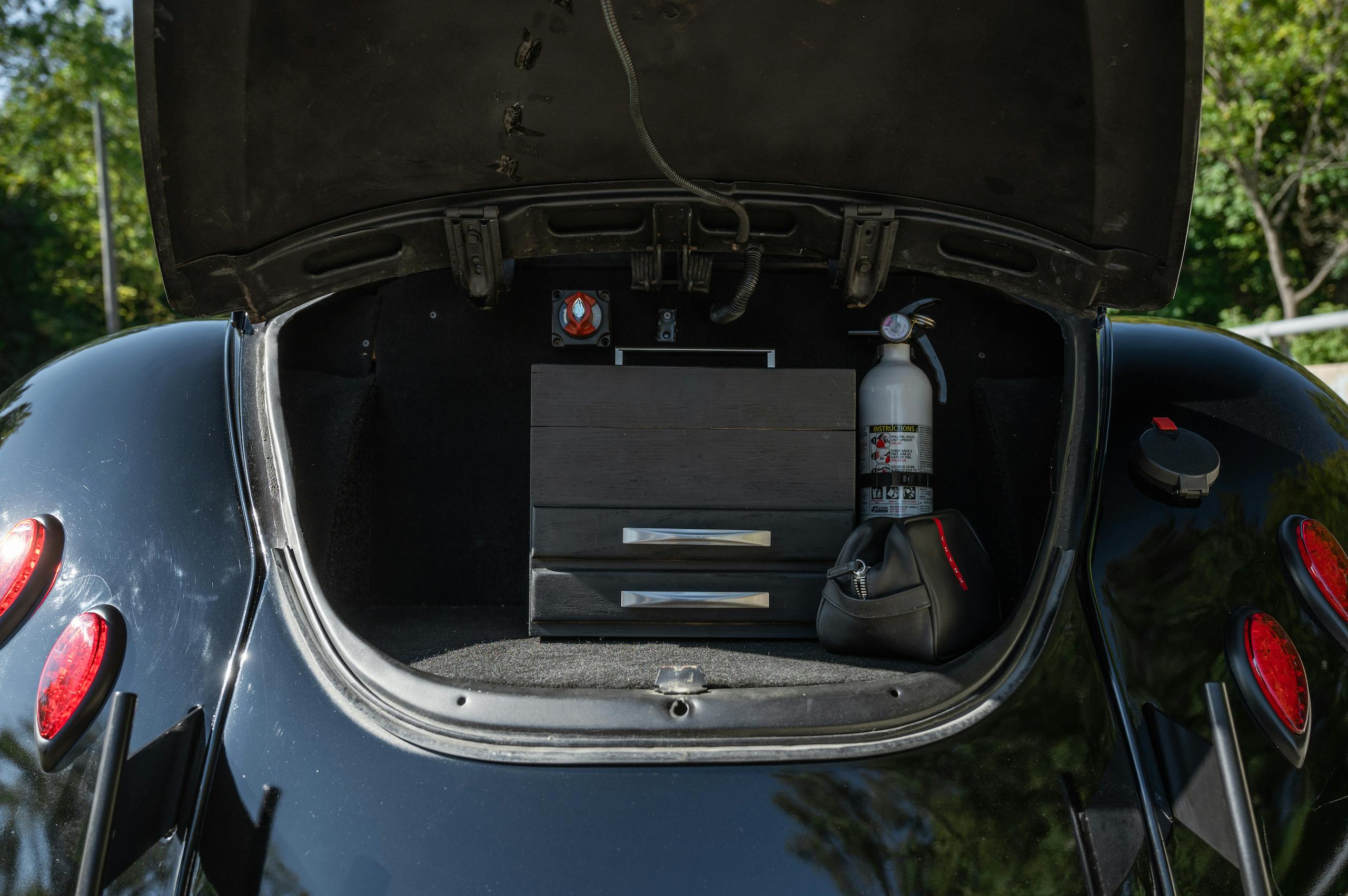 V8 Beetle hot rod trunk