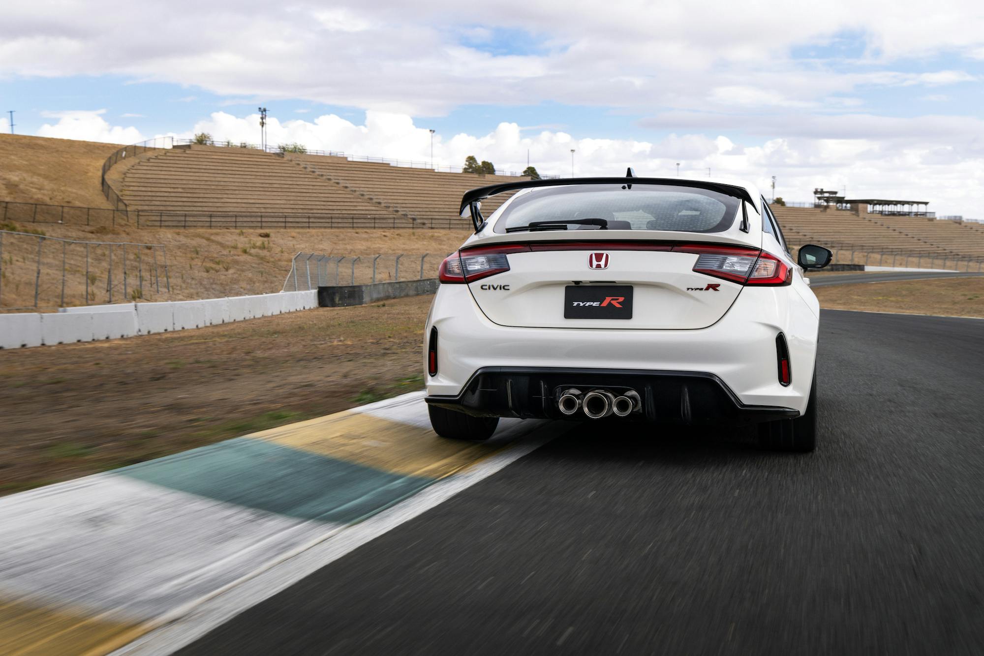 2023 Civic Type R rear track action