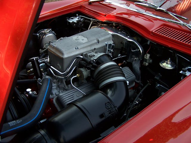 1963 Corvette convertible engine