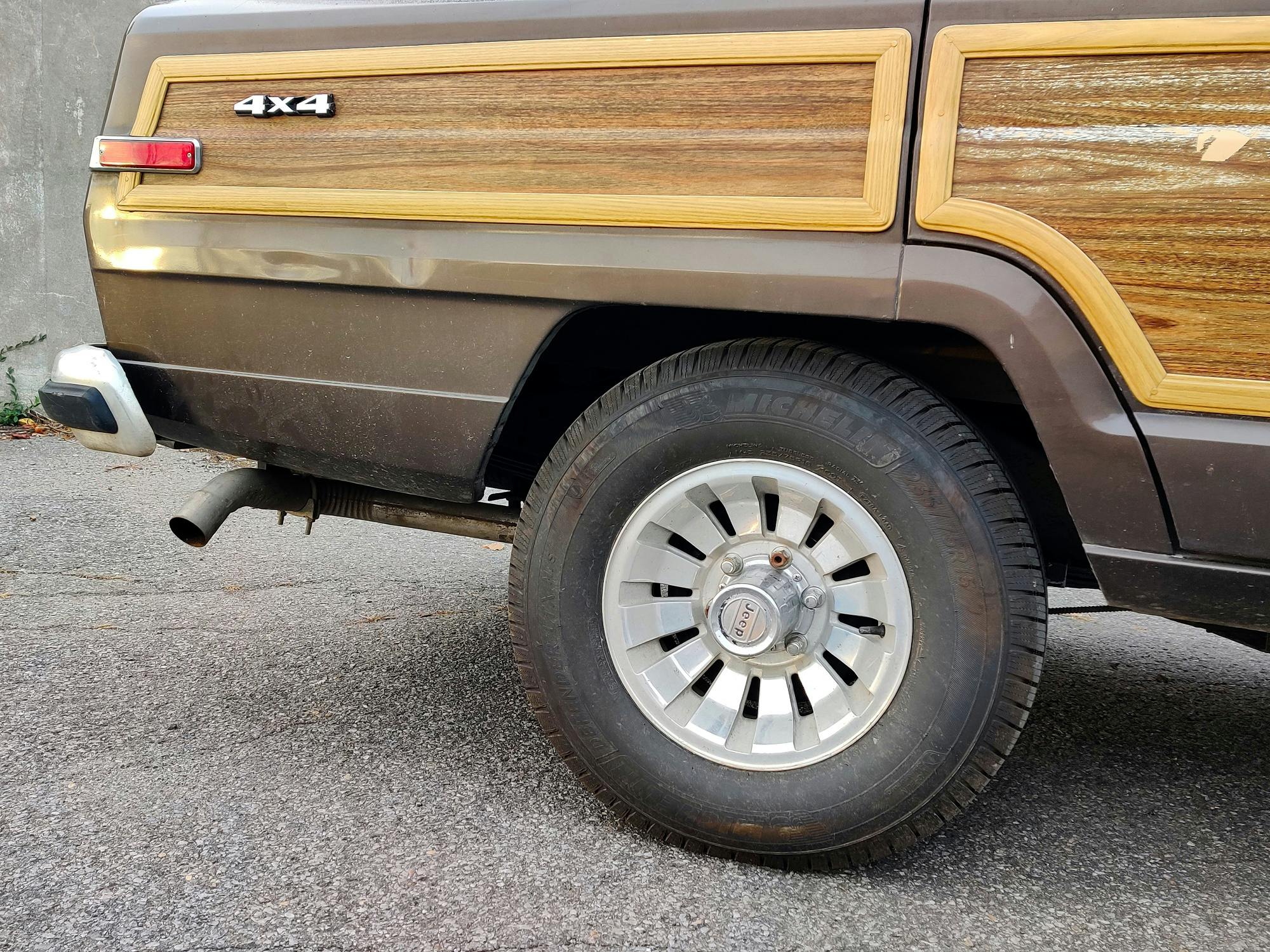 Upgrading the leaf springs on my 1987 Jeep Grand Wagoneer Hagerty Media