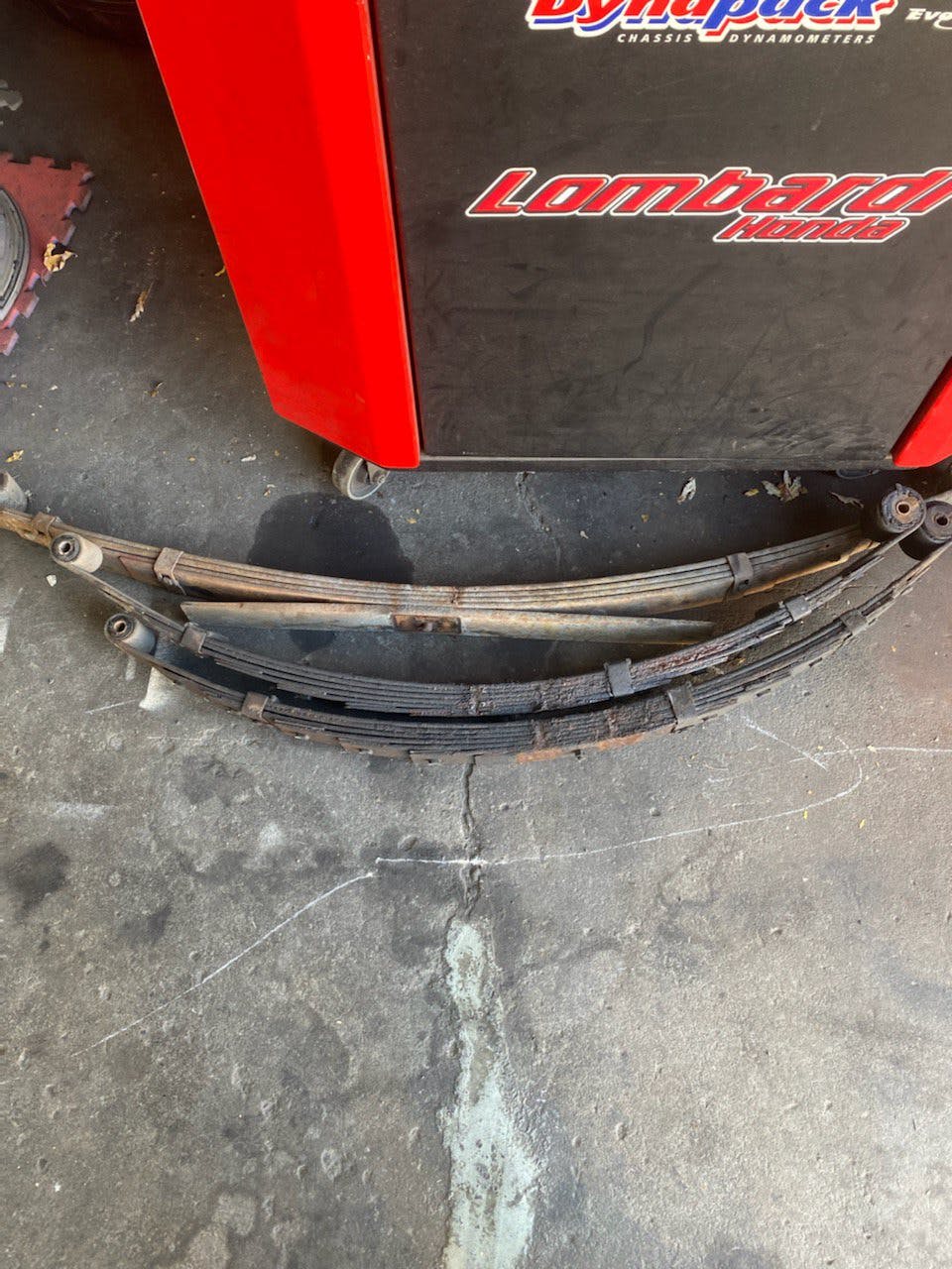 Upgrading the leaf springs on my 1987 Jeep Grand Wagoneer Hagerty Media