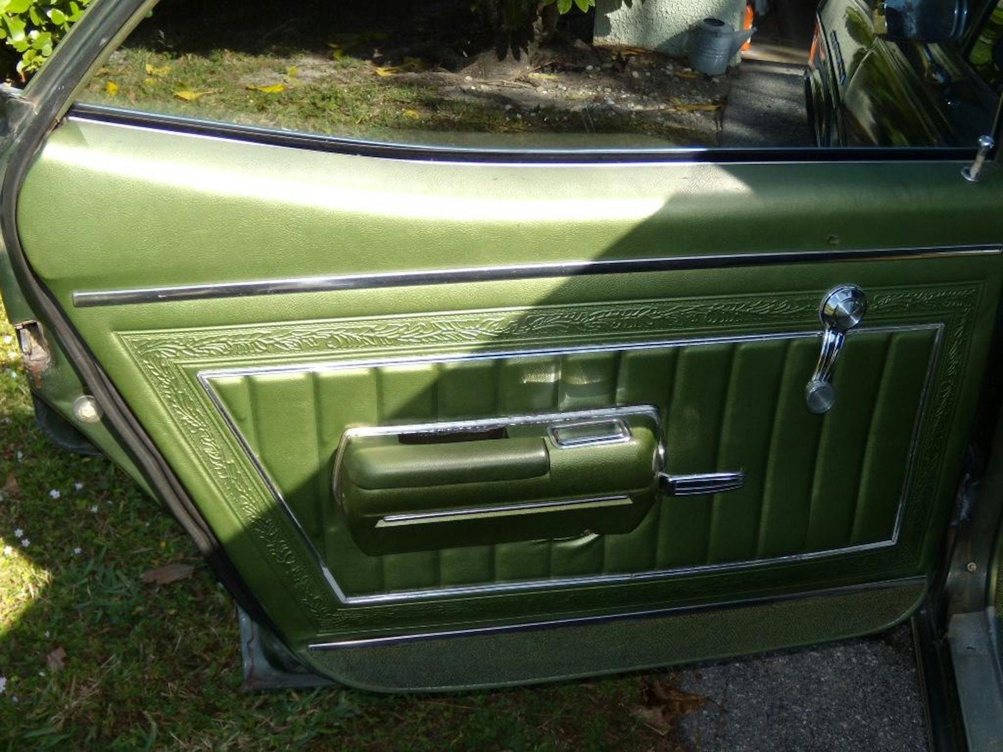 1969 Buick Sportwagon 400 wagon vintage green