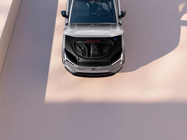 Volvo EX90 frunk