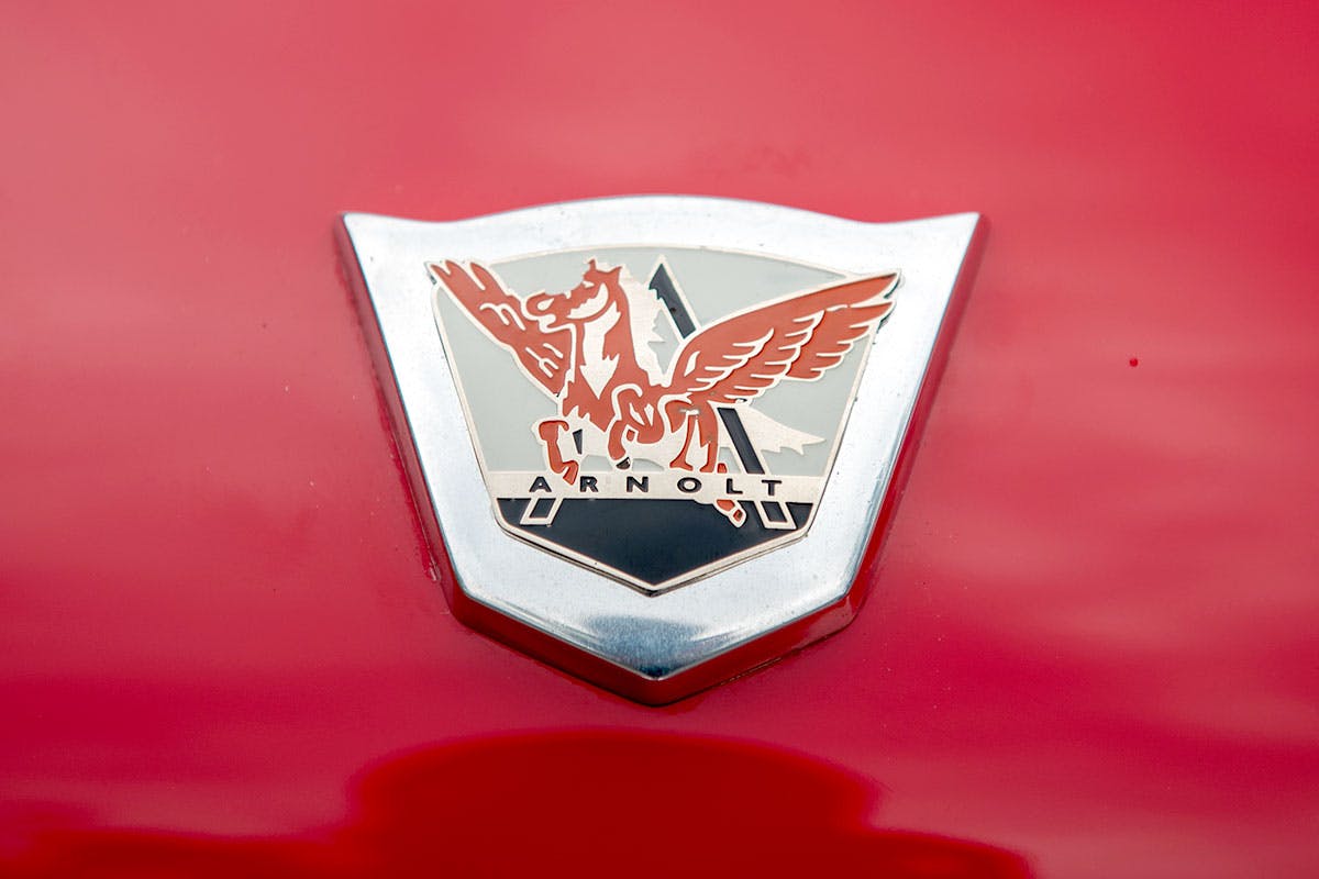 Arnolt MG badge