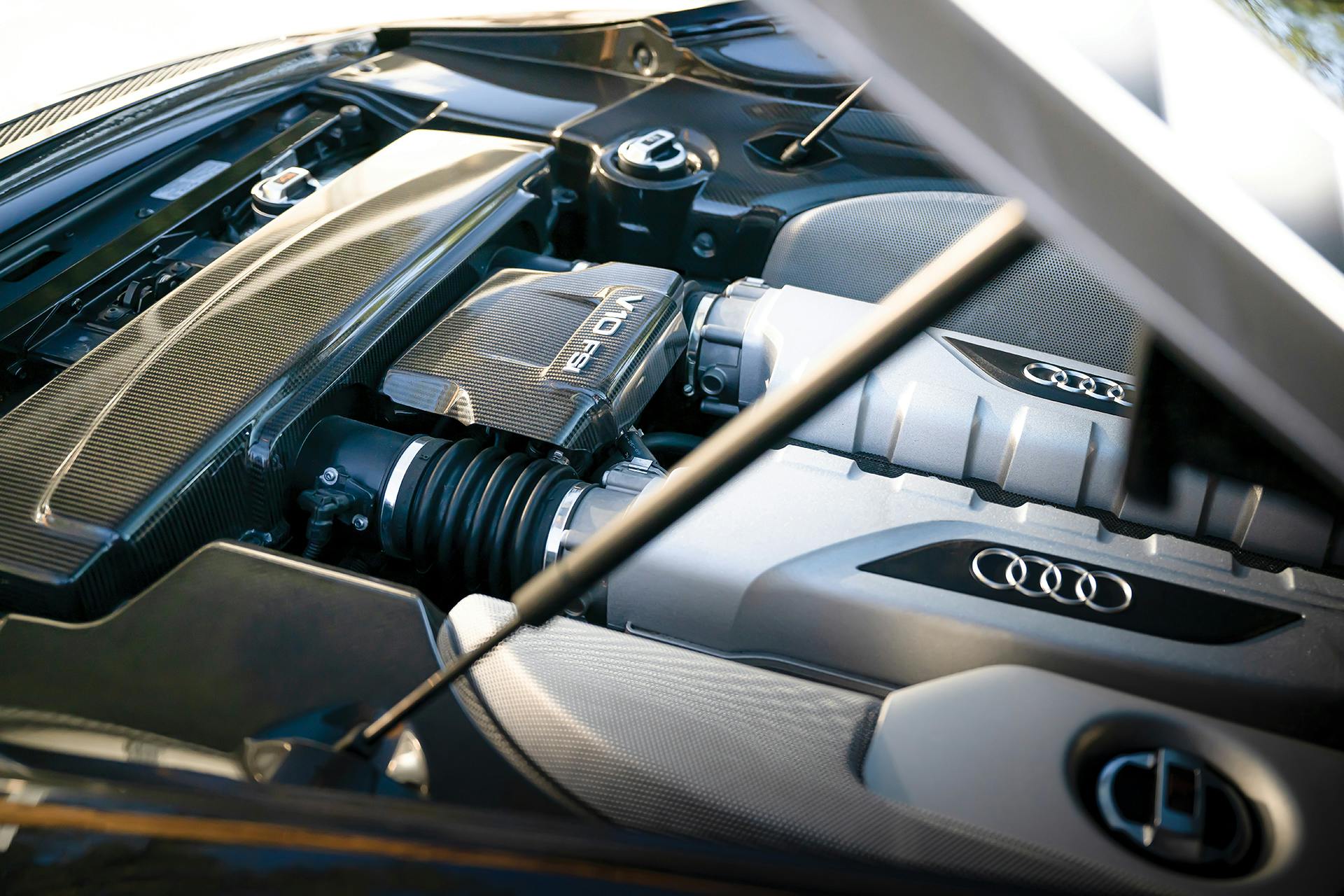 Audi R8 V10 engine bay