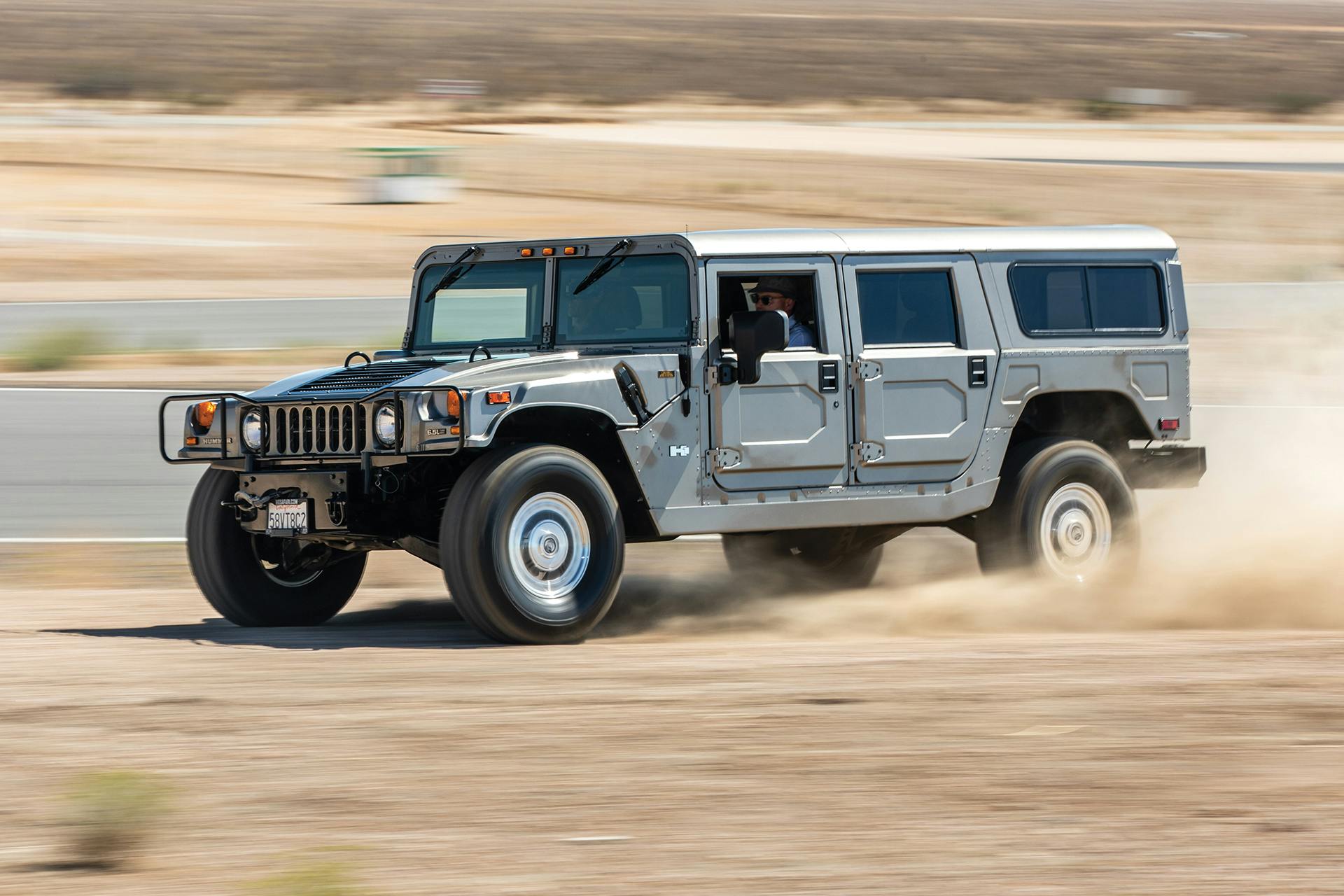 2023 Bull Market Pick: 1992–06 AM General Hummer H1 - Hagerty Media